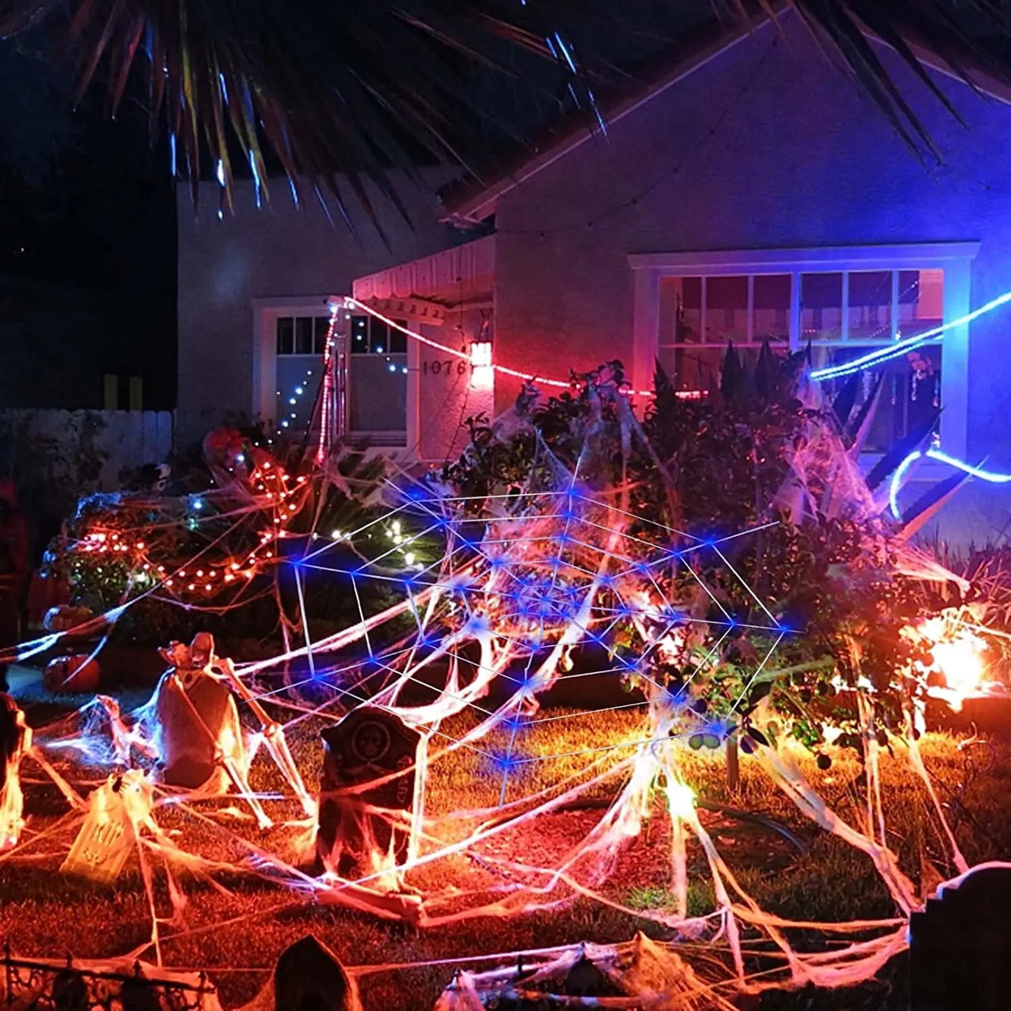 Scary Giant Spider Web Lights with 120 LED Purple Lights Halloween Outdoor Decoration Indoor Outdoor Party Haunted House Decor